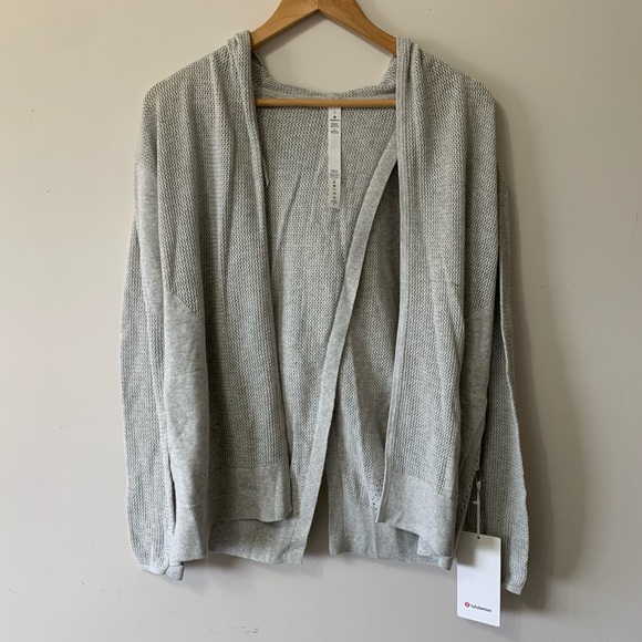 lululemon Still Movement Wrap - Picture 5 of 8